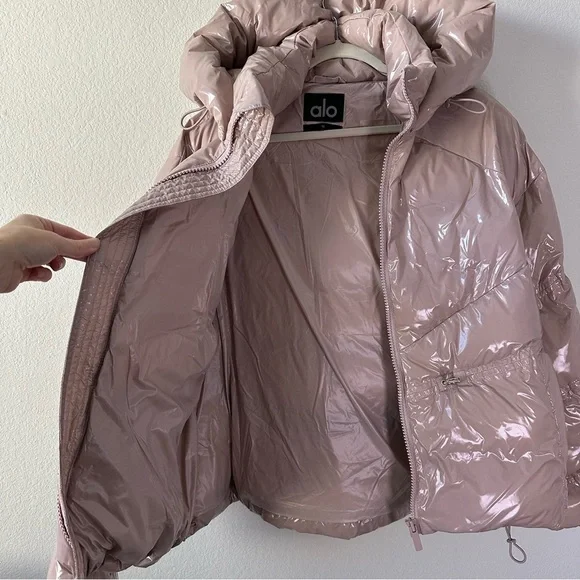 ALO YOGA Stunner Puffer Jacket in Dusty Punk SZ M - Picture 9 of 11